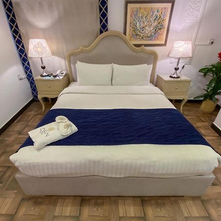 Hotel Oban Lahor Kültér fotó