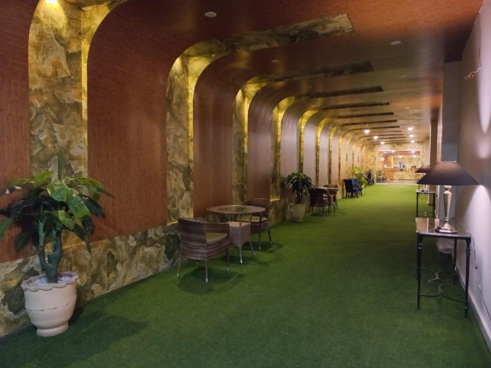 Hotel Oban Lahor Kültér fotó