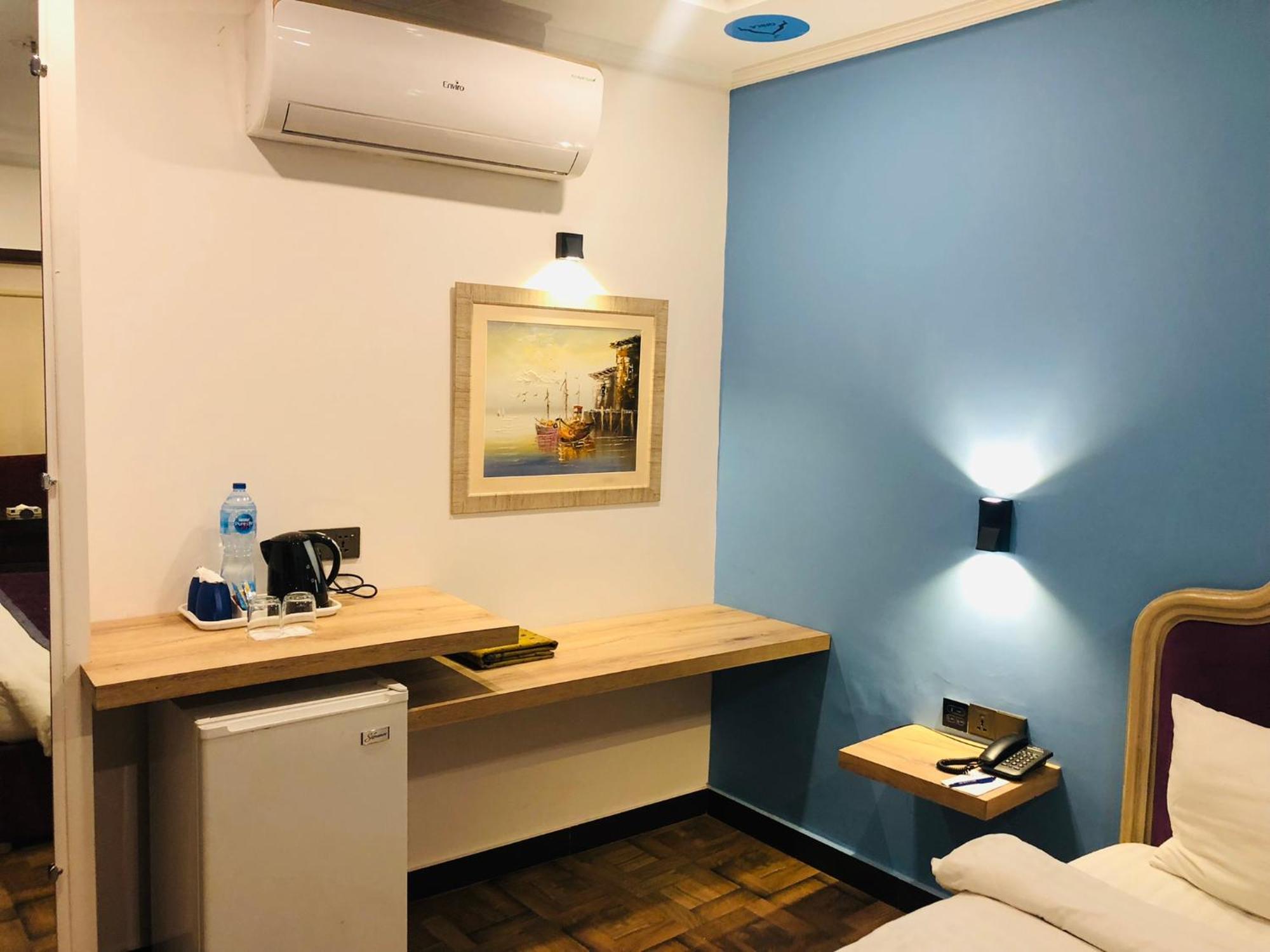 Hotel Oban Lahor Kültér fotó