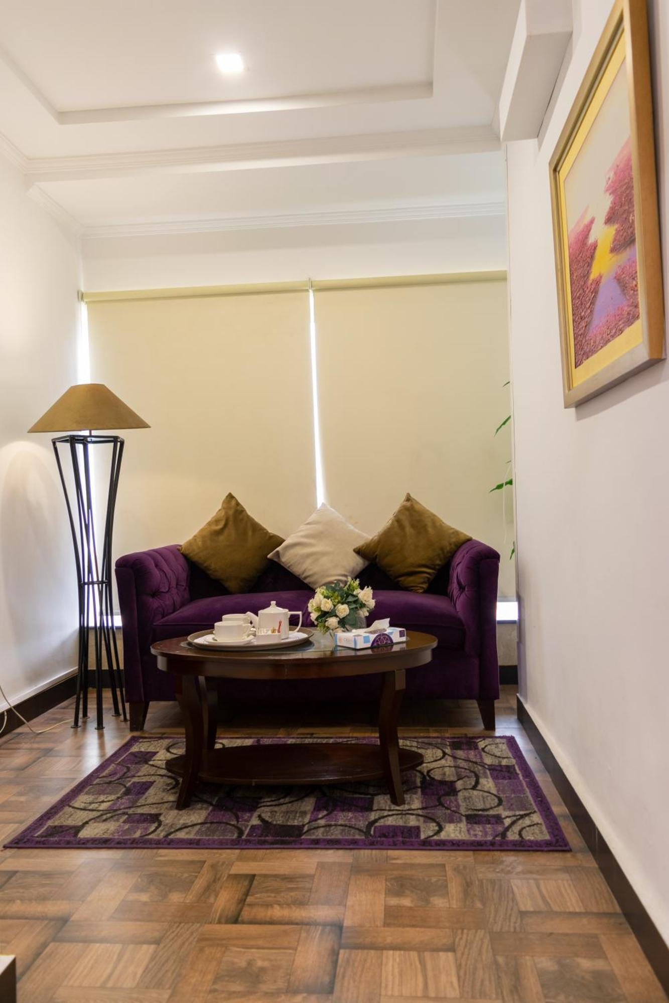 Hotel Oban Lahor Kültér fotó