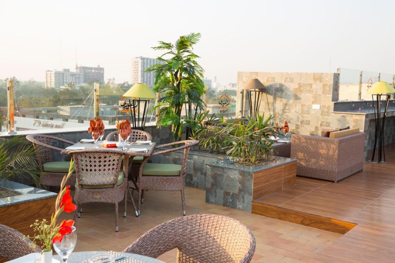 Hotel Oban Lahor Kültér fotó